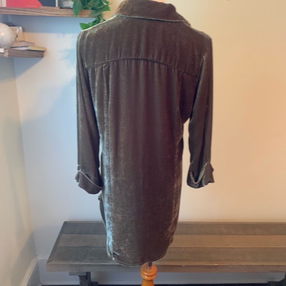 Soft Surrounding Tunic - Picture 5 of 6